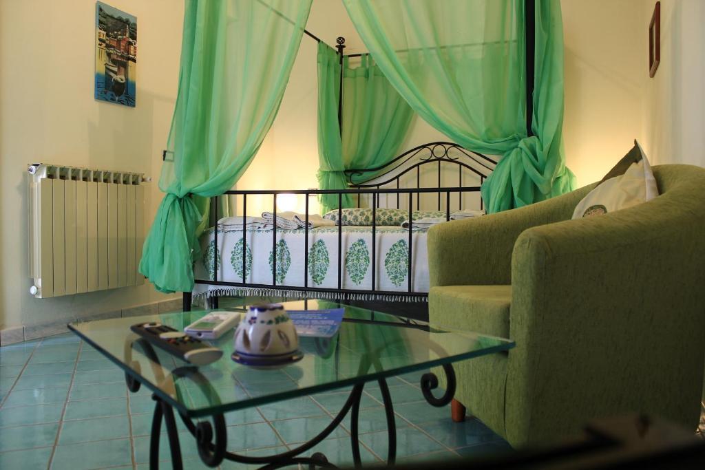 Bed And Breakfast Nefer Maratea Bilik gambar